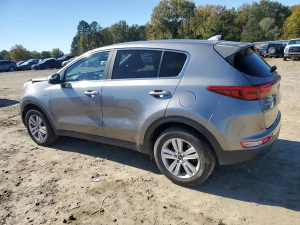 KNDPMCAC8K7560811 2019 KIA SPORTAGE - Image 2