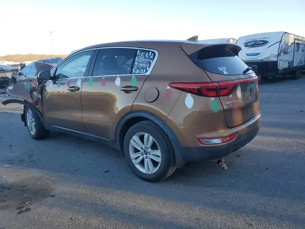 KNDPMCAC8K7587572 2019 KIA SPORTAGE - Image 2