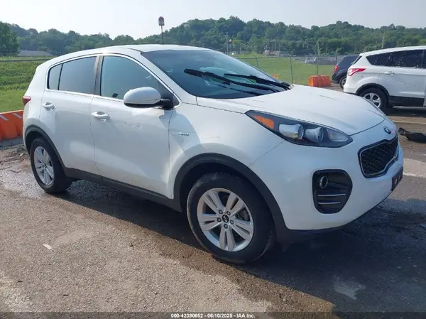 KNDPMCAC8K7591671 2019 KIA SPORTAGE - Image 1