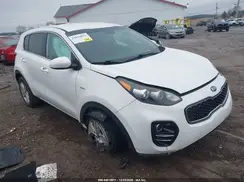 KNDPMCAC8K7600174 2019 KIA SPORTAGE