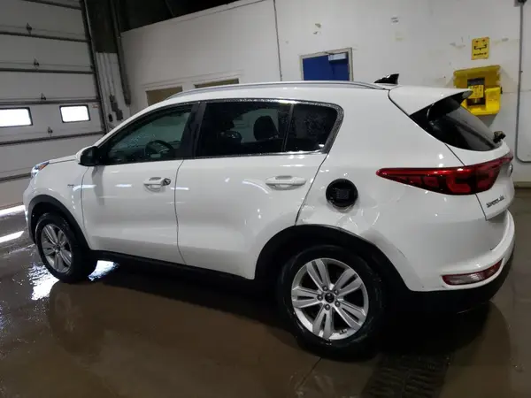 KNDPMCAC8K7602619 2019 KIA SPORTAGE - Image 2