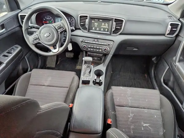 KNDPMCAC8K7602829 2019 KIA SPORTAGE - Image 8