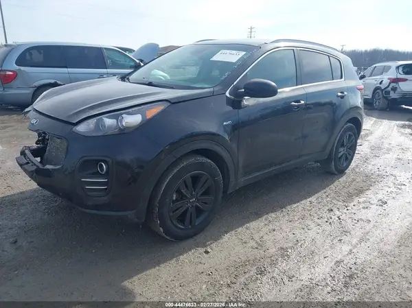 KNDPMCAC8K7604015 2019 KIA SPORTAGE - Image 2