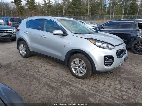 KNDPMCAC8K7605956 2019 KIA SPORTAGE - Image 1