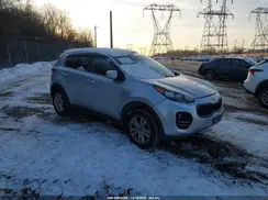 KNDPMCAC8K7613555 2019 KIA SPORTAGE