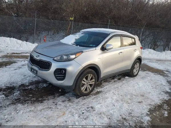 KNDPMCAC8K7613555 2019 KIA SPORTAGE - Image 2