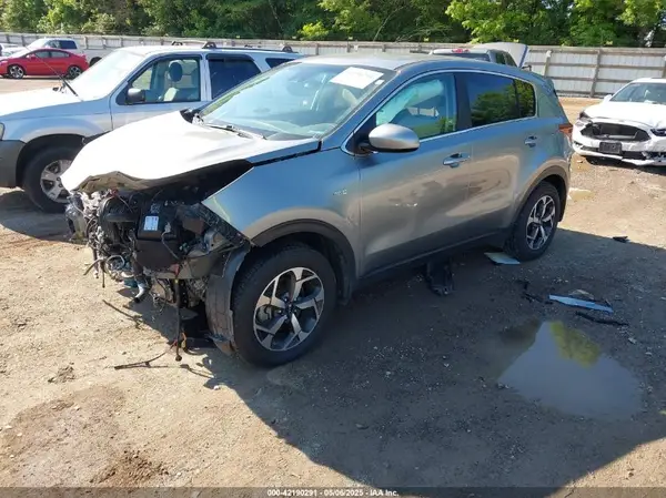 KNDPMCAC8L7628865 2020 KIA SPORTAGE - Image 2