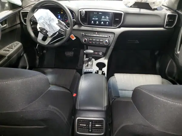 KNDPMCAC8L7661090 2020 KIA SPORTAGE - Image 8