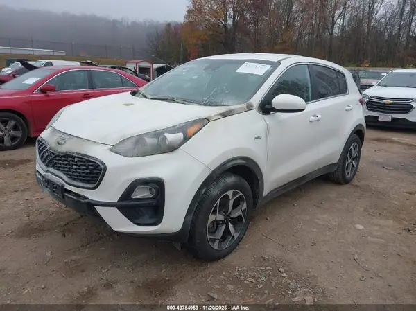 KNDPMCAC8L7671084 2020 KIA SPORTAGE - Image 2