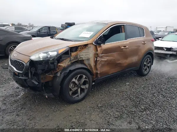 KNDPMCAC8L7796215 2020 KIA SPORTAGE - Image 2