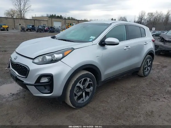 KNDPMCAC8L7805821 2020 KIA SPORTAGE - Image 2