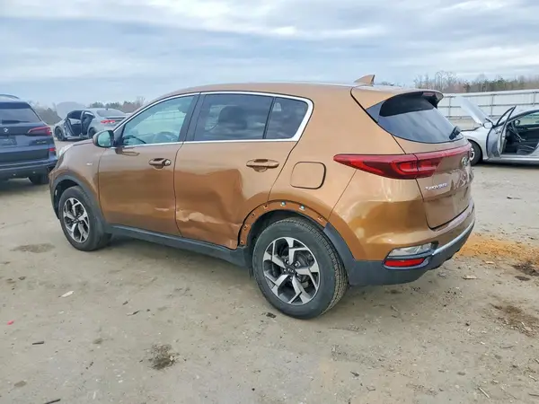 KNDPMCAC8L7811909 2020 KIA SPORTAGE - Image 2