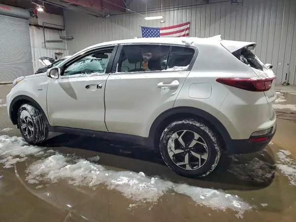 KNDPMCAC8L7815216 2020 KIA SPORTAGE - Image 2