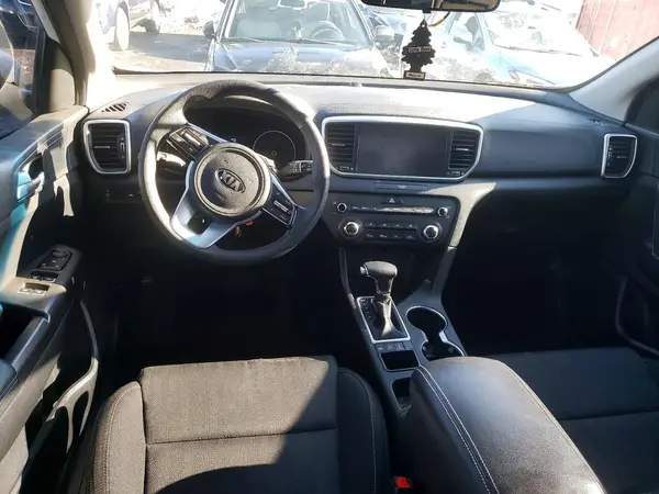KNDPMCAC8L7823672 2020 KIA SPORTAGE - Image 8