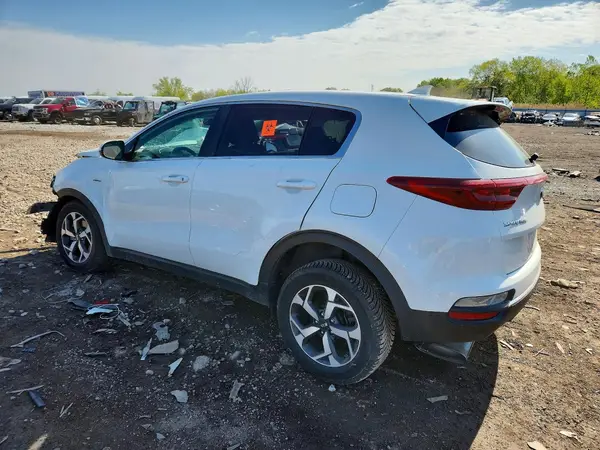KNDPMCAC8M7846869 2021 KIA SPORTAGE - Image 2