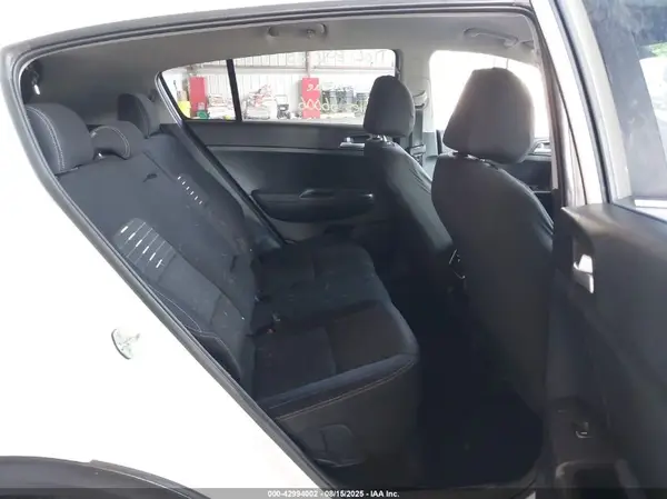 KNDPMCAC8M7904527 2021 KIA SPORTAGE - Image 8