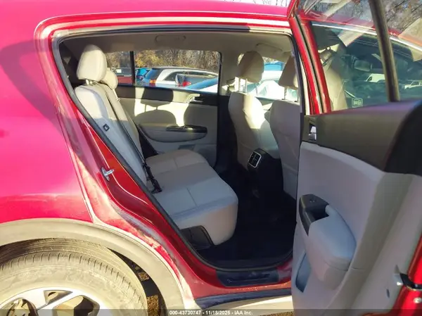 KNDPMCAC8M7909470 2021 KIA SPORTAGE - Image 8
