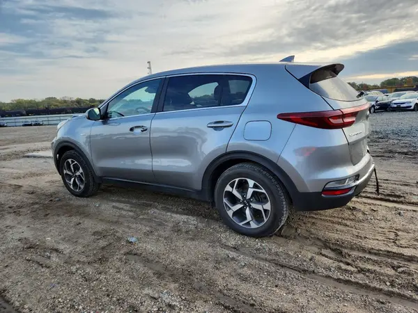 KNDPMCAC8M7912580 2021 KIA SPORTAGE - Image 2