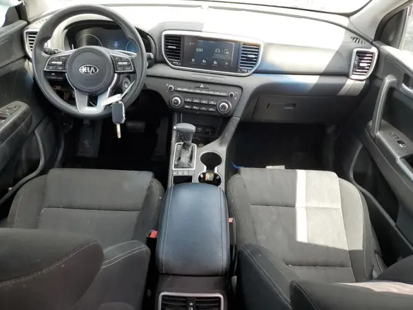 KNDPMCAC8M7915303 2021 KIA SPORTAGE - Image 8