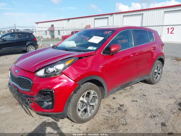 KNDPMCAC8M7917052 2021 KIA SPORTAGE - Image 2