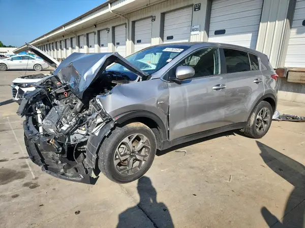 KNDPMCAC8M7927354 2021 KIA SPORTAGE - Image 1