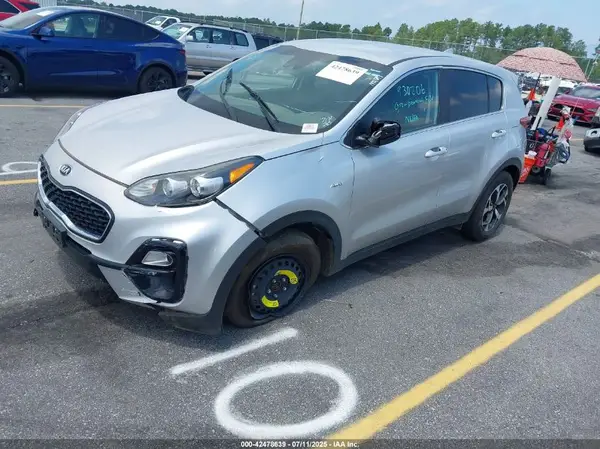 KNDPMCAC8M7930206 2021 KIA SPORTAGE - Image 2