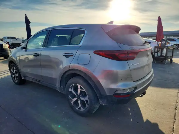 KNDPMCAC8M7938838 2021 KIA SPORTAGE - Image 2