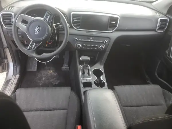 KNDPMCAC8M7943375 2021 KIA SPORTAGE - Image 8