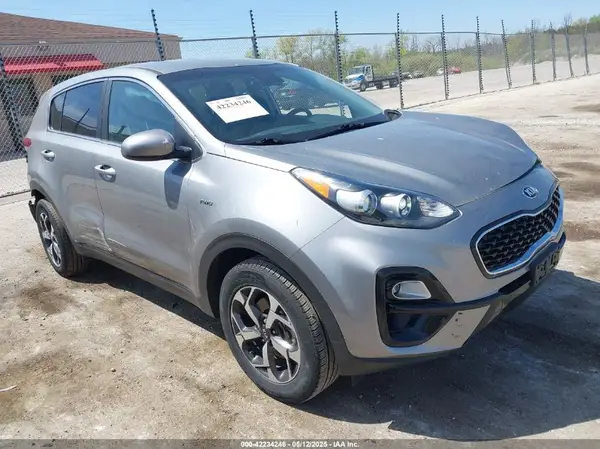 KNDPMCAC8N7000646 2022 KIA SPORTAGE - Image 1