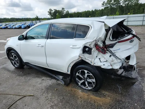 KNDPMCAC8N7006334 2022 KIA SPORTAGE - Image 2