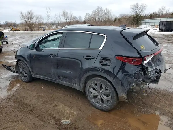 KNDPMCAC8N7949744 2022 KIA SPORTAGE - Image 2
