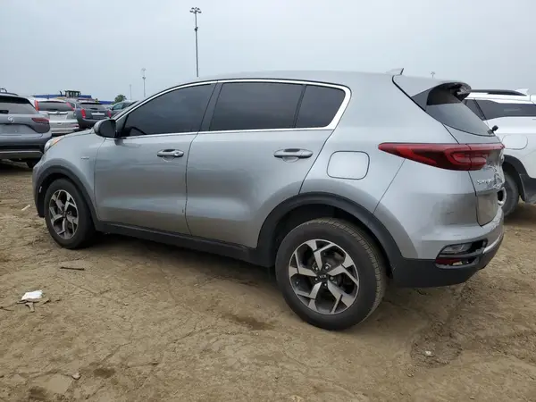KNDPMCAC8N7956645 2022 KIA SPORTAGE - Image 2
