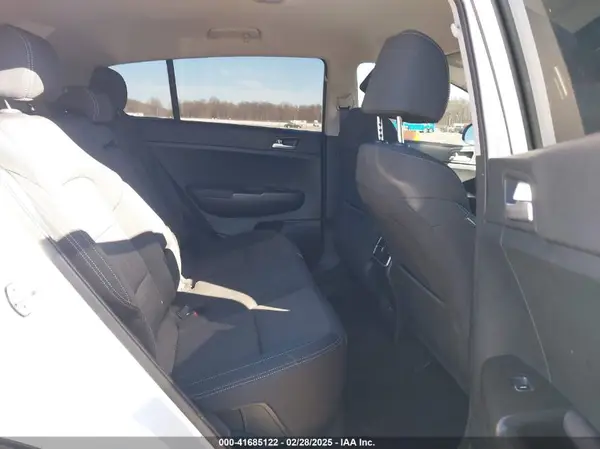 KNDPMCAC8N7957004 2022 KIA SPORTAGE - Image 8