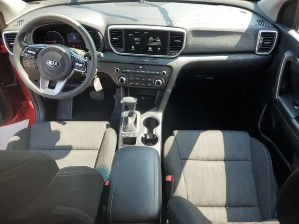 KNDPMCAC8N7965247 2022 KIA SPORTAGE - Image 8