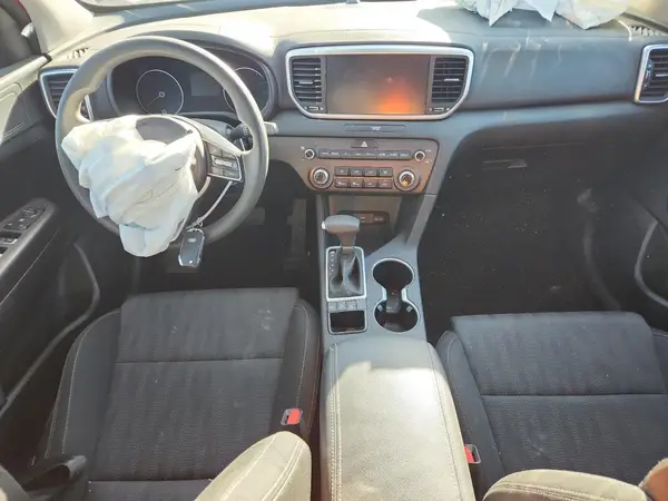 KNDPMCAC8N7965877 2022 KIA SPORTAGE - Image 8