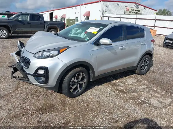 KNDPMCAC8N7970769 2022 KIA SPORTAGE - Image 2