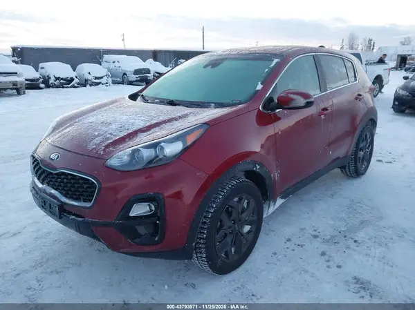 KNDPMCAC8N7983232 2022 KIA SPORTAGE - Image 2