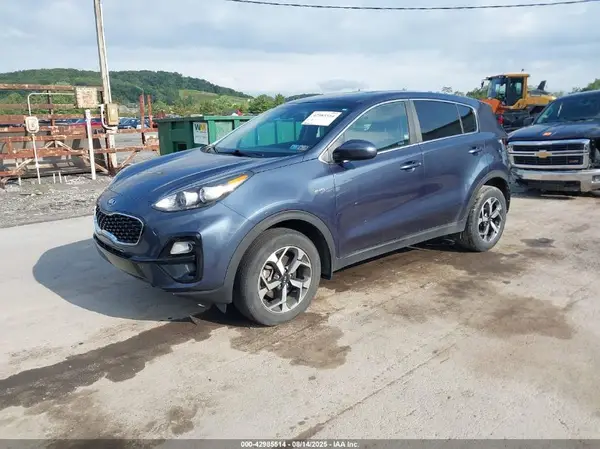 KNDPMCAC8N7984252 2022 KIA SPORTAGE - Image 2