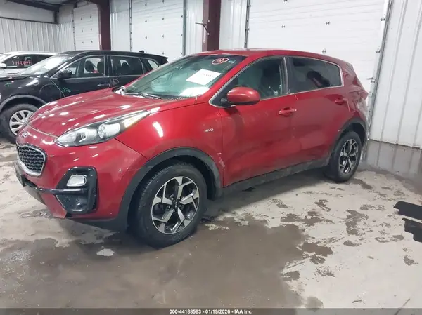 KNDPMCAC8N7987443 2022 KIA SPORTAGE - Image 2