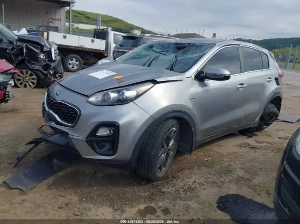 KNDPMCAC8N7988639 2022 KIA SPORTAGE - Image 2