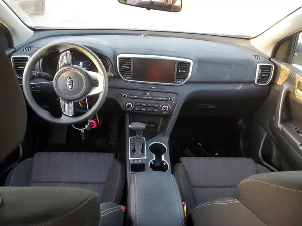 KNDPMCAC8N7993274 2022 KIA SPORTAGE - Image 8