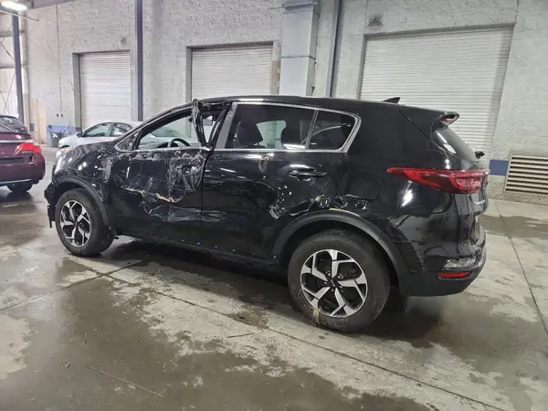 KNDPMCAC8N7995994 2022 KIA SPORTAGE - Image 2