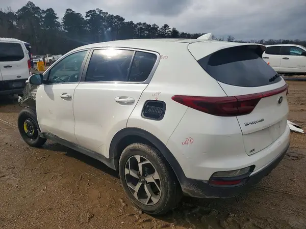 KNDPMCAC8N7999432 2022 KIA SPORTAGE - Image 2