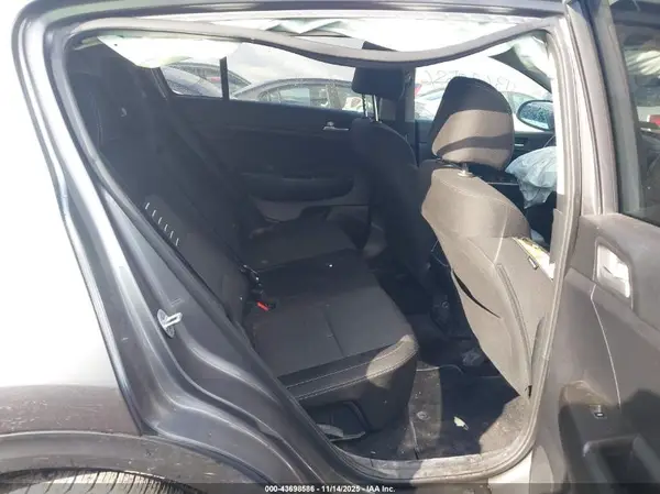 KNDPMCAC9H7034437 2017 KIA SPORTAGE - Image 8