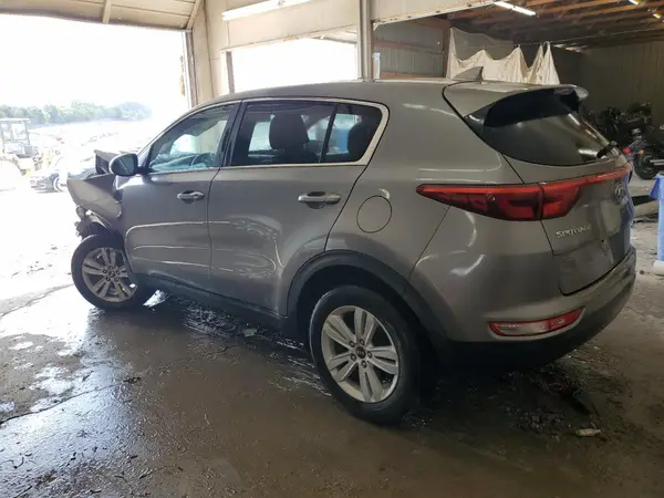 KNDPMCAC9H7039797 2017 KIA SPORTAGE - Image 2