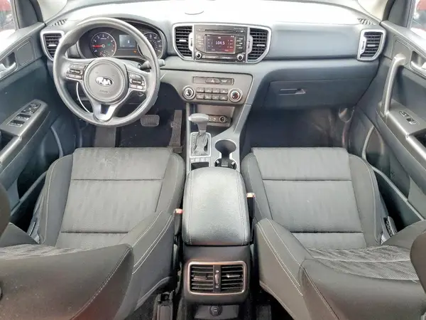 KNDPMCAC9H7042098 2017 KIA SPORTAGE - Image 8