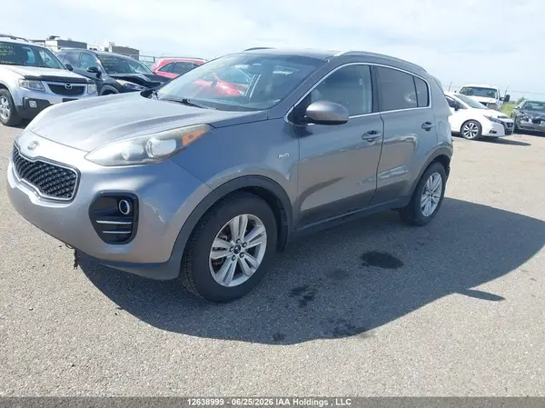 KNDPMCAC9H7056552 2017 KIA SPORTAGE - Image 2