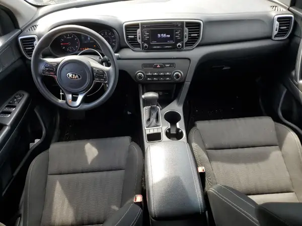 KNDPMCAC9H7075960 2017 KIA SPORTAGE - Image 8
