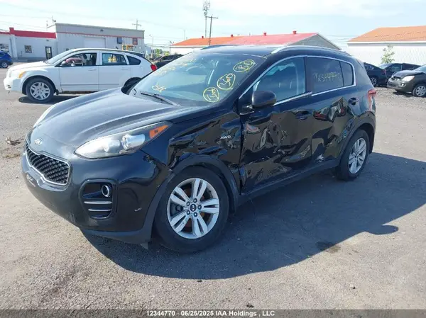 KNDPMCAC9H7080706 2017 KIA SPORTAGE - Image 2
