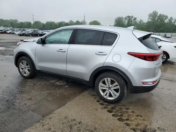 KNDPMCAC9H7084173 2017 KIA SPORTAGE - Image 2
